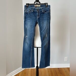 BKE Lexi flare boot jean in a size 26 white stitching western rodeo rocker